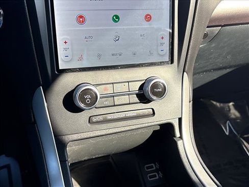 Used 2024 Ford Edge SEL image 15