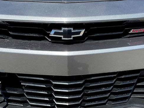 Certified 2021 Chevrolet Camaro SS image 25