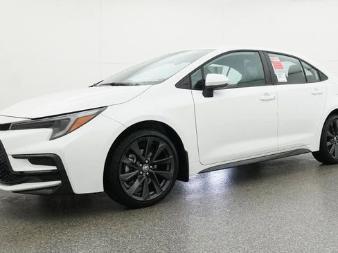 New 2026 Toyota Corolla SE image 6