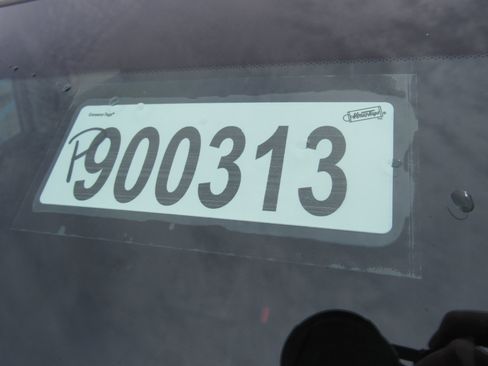 Used 2025 Honda CR-V EX image 30