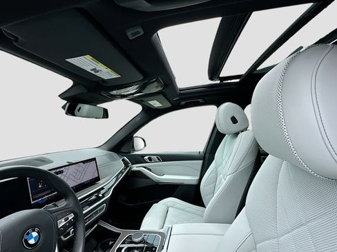 Used 2024 BMW X5 sDrive40i w/ Premium Package image 20