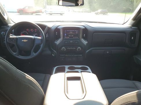 Used 2024 Chevrolet Silverado 1500 Custom AWD/4WD image 11