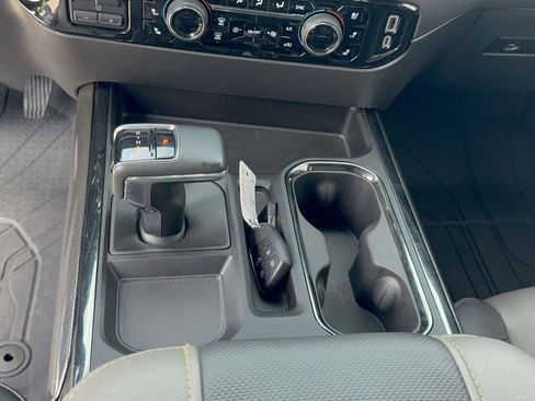 Used 2023 Chevrolet Silverado 1500 ZR2 w/ Technology Package AWD/4WD image 24