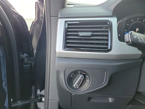 Used 2023 Volkswagen Atlas Cross Sport SEL Premium R-Line image 20