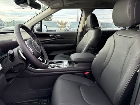 New 2026 Kia Carnival SX Prestige image 18