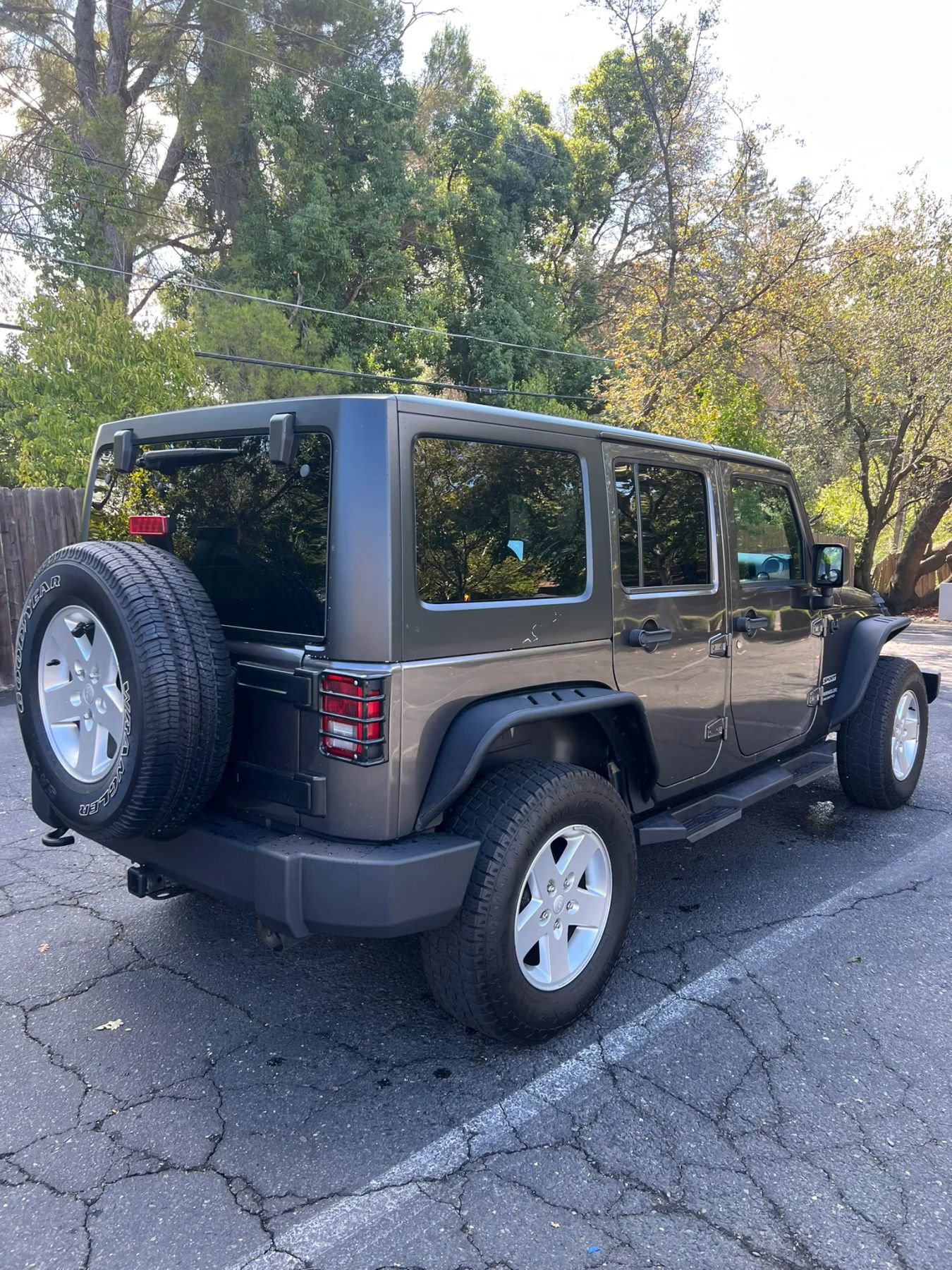 Used 2016 Jeep Wrangler Unlimited Sport w/ Quick Order Package 24S AWD/4WD image 4
