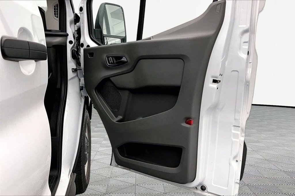 Used 2026 Ford Transit 150 Low Roof RWD image 24