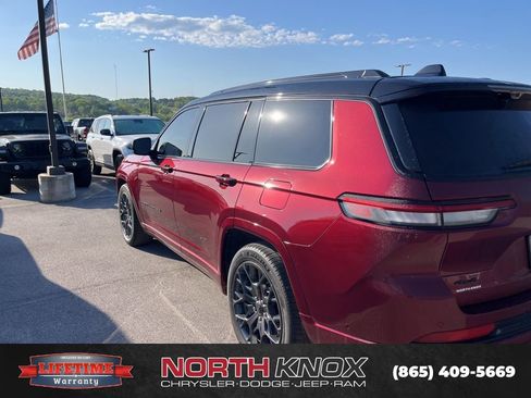 Used 2024 Jeep Grand Cherokee L Summit image 4