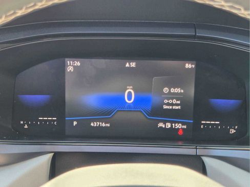 Used 2022 Volkswagen Taos SE image 29