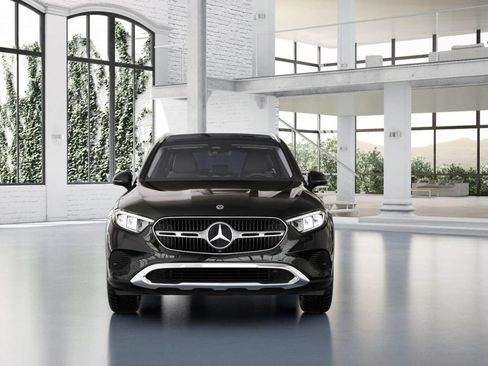 Used 2023 Mercedes-Benz GLC 300 4MATIC image 7