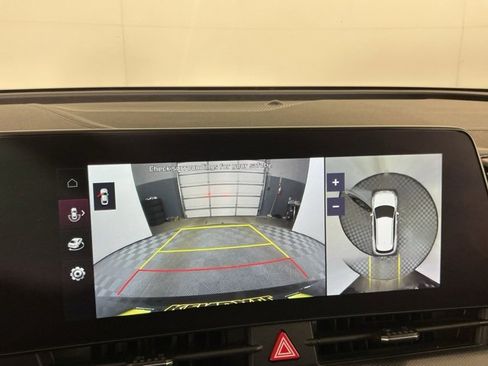 Used 2023 Kia Sportage SX image 22