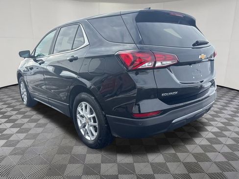 Used 2024 Chevrolet Equinox LT image 3