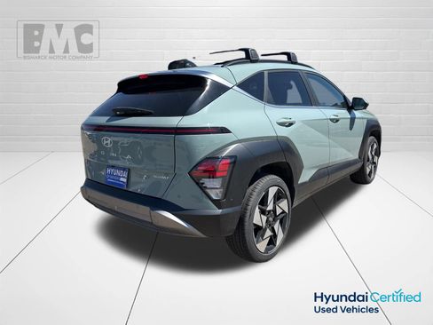 Used 2025 Hyundai Kona Limited AWD/4WD image 3