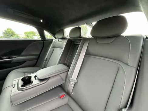 Used 2024 Lucid Air Touring AWD/4WD image 15