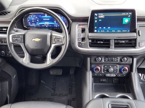 Certified 2024 Chevrolet Suburban LT image 25