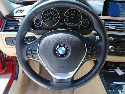 Used 2014 BMW 335i xDrive Sedan AWD/4WD image 17