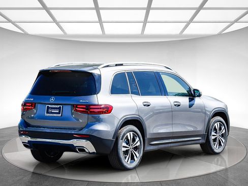 New 2026 Mercedes-Benz GLB 250 4MATIC image 4