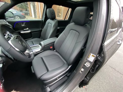 New 2026 Mercedes-Benz GLB 250 4MATIC image 30