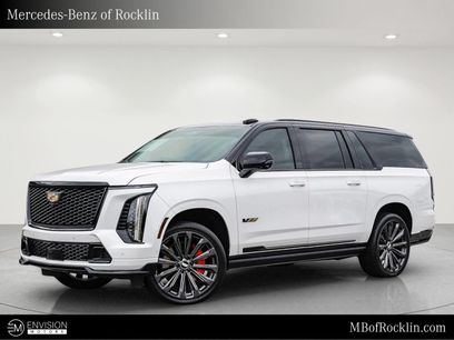Used 2025 Cadillac Escalade ESV V