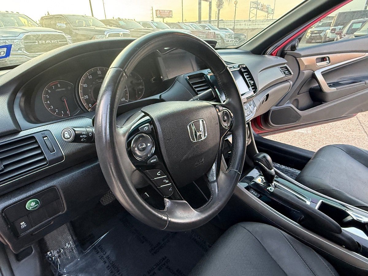 Used 2017 Honda Accord Touring image 20