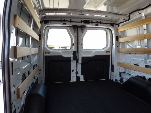 Used 2025 Ford Transit 250 Low Roof w/ Exterior Upgrade Package RWD image 28