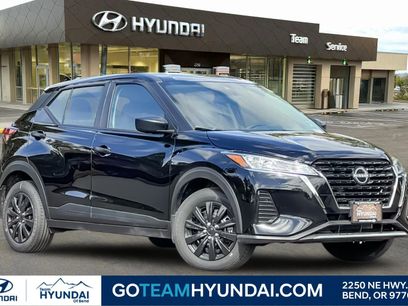 Used 2025 Nissan Kicks Play S