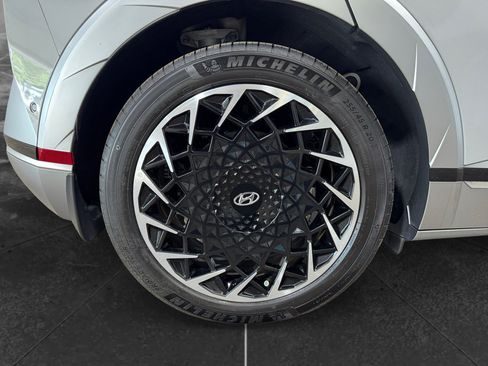 Used 2023 Hyundai Ioniq 5 Limited AWD/4WD image 38