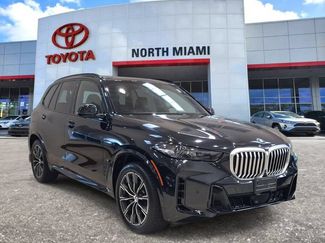 Used 2024 BMW X5 xDrive40i w/ M Sport Package AWD/4WD video 1