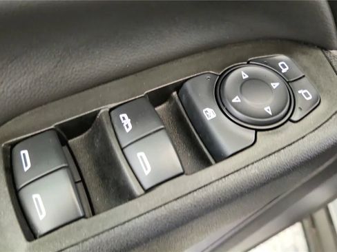 Used 2024 Chevrolet Equinox LT w/ LPO, Floor Liner Package AWD/4WD image 31