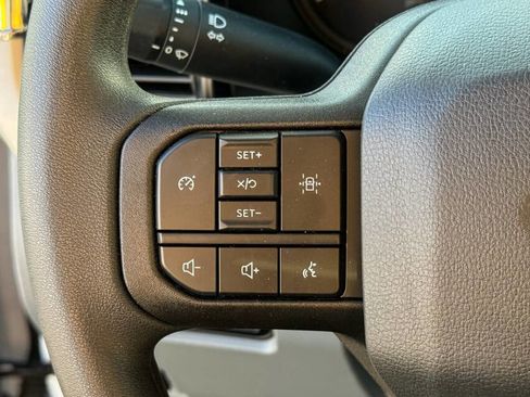 Used 2024 Ford F350 XLT AWD/4WD image 33