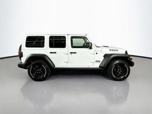 Used 2021 Jeep Wrangler Unlimited Sport AWD/4WD image 8