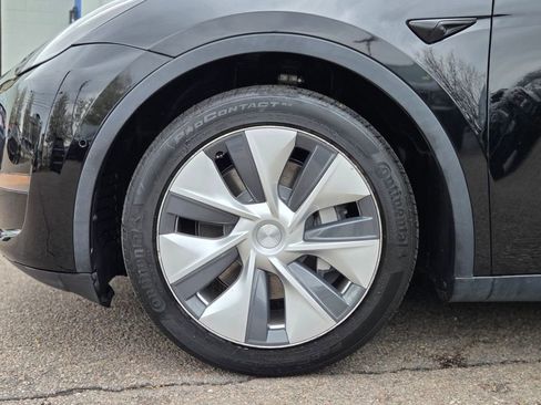 Used 2020 Tesla Model Y Long Range AWD/4WD image 11