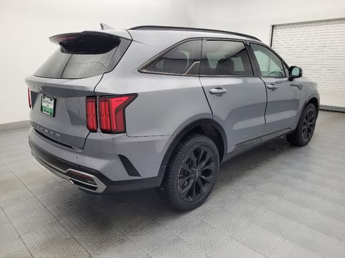 Used 2022 Kia Sorento SX image 10