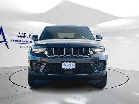 New 2026 Jeep Grand Cherokee Laredo RWD image 4