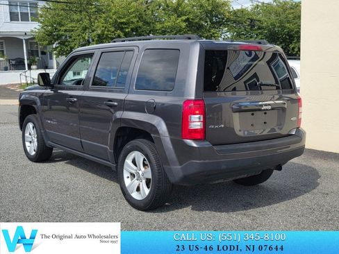 Used 2016 Jeep Patriot Latitude w/ Sun/Sound Group AWD/4WD image 4