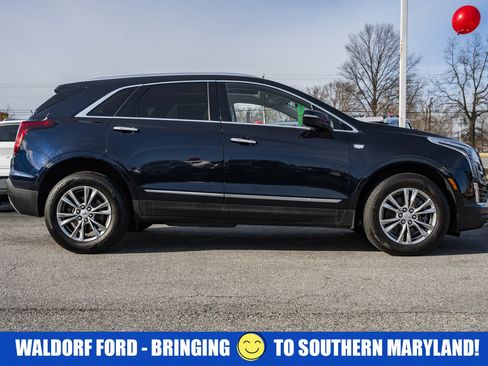 Used 2022 Cadillac XT5 Premium Luxury image 3