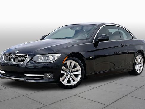 Used 2013 BMW 328i Convertible image 2