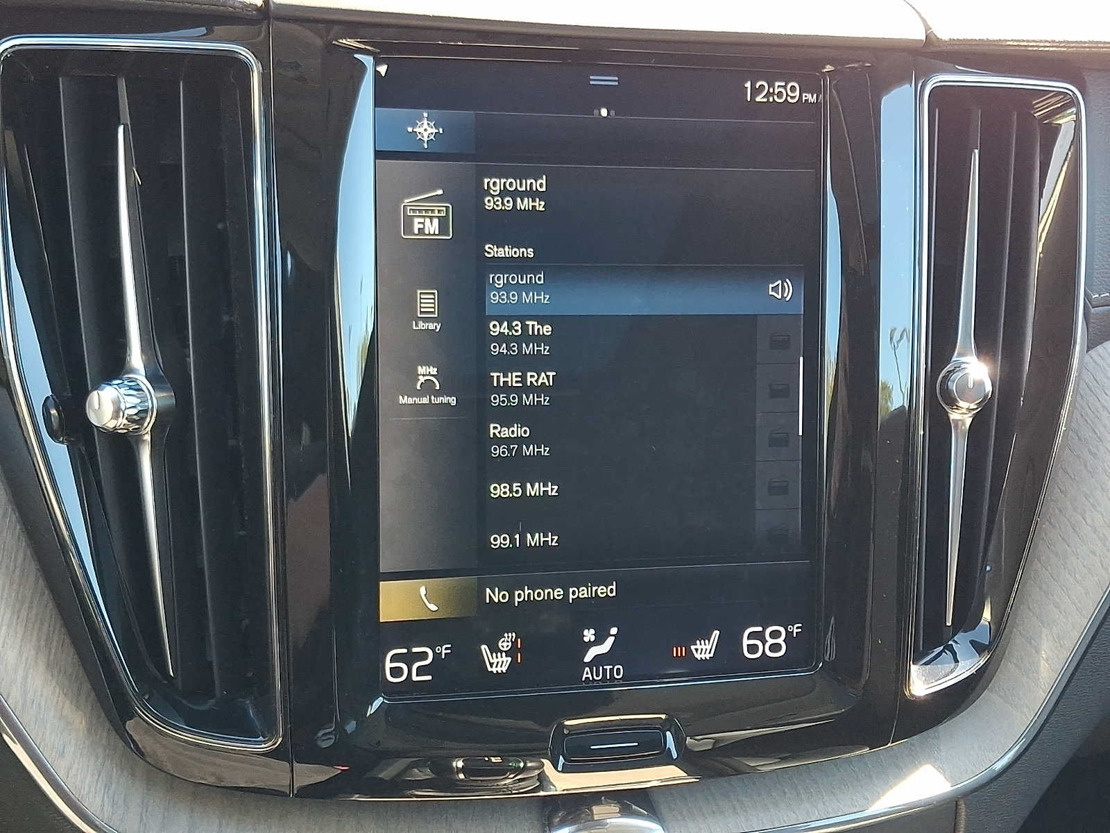 Used 2020 Volvo XC60 T5 Inscription w/ Protection Package Premier AWD/4WD image 17