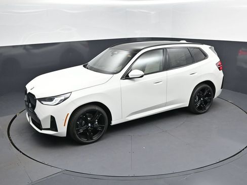 New 2026 BMW X3 xDrive30 w/ M Sport Package AWD/4WD image 28