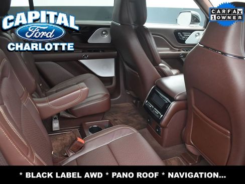 Used 2024 Lincoln Aviator Black Label image 15