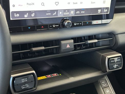 New 2026 Toyota RAV4 XSE AWD/4WD image 22