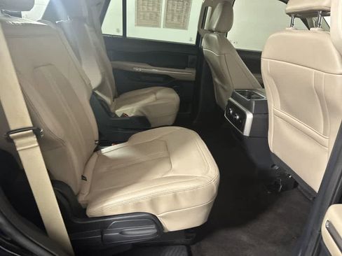 Certified 2023 Ford Expedition Limited image 25