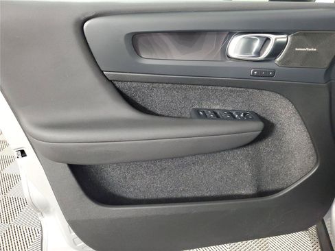 Certified 2024 Volvo C40 P8 Recharge Ultimate w/ Protection Package Premier RWD image 19