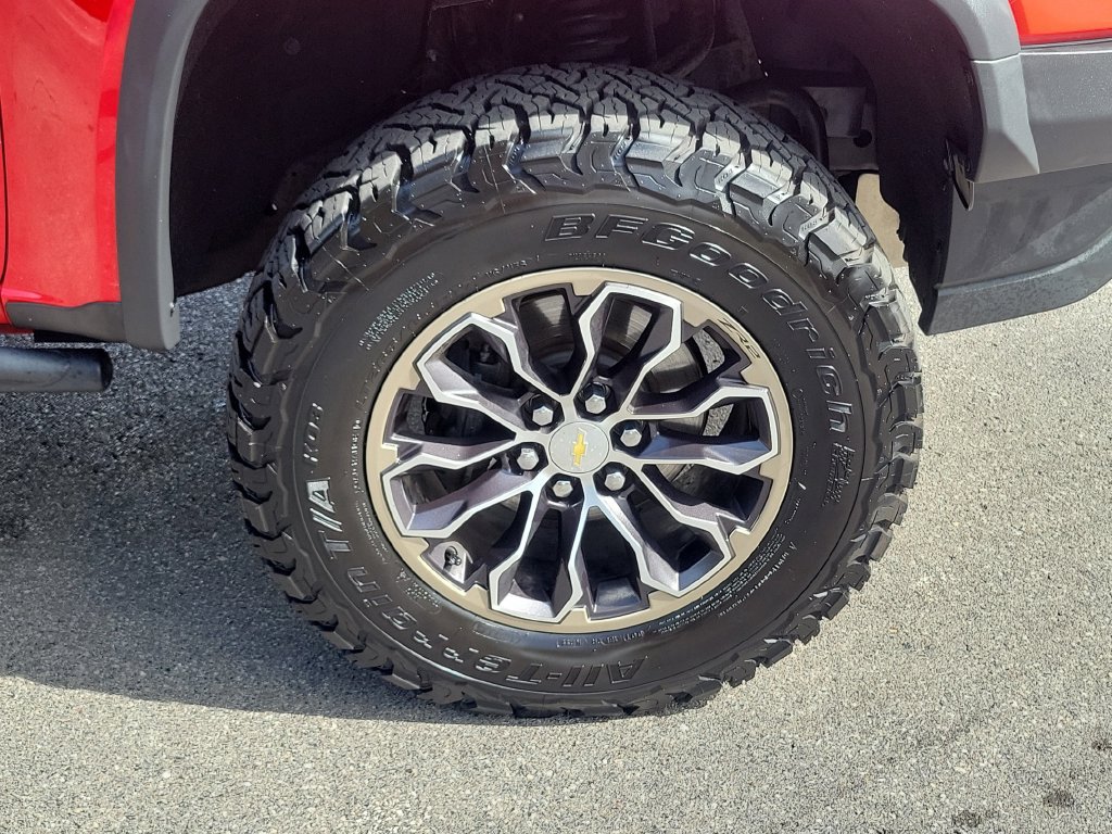 Used 2018 Chevrolet Colorado ZR2 AWD/4WD image 9