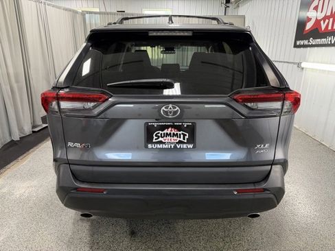 Used 2021 Toyota RAV4 XLE image 5