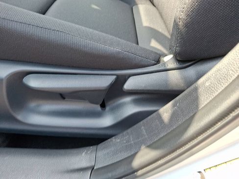 Certified 2025 Toyota Corolla LE FWD image 15