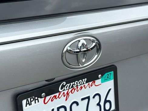 Used 2023 Toyota RAV4 XLE AWD/4WD image 8