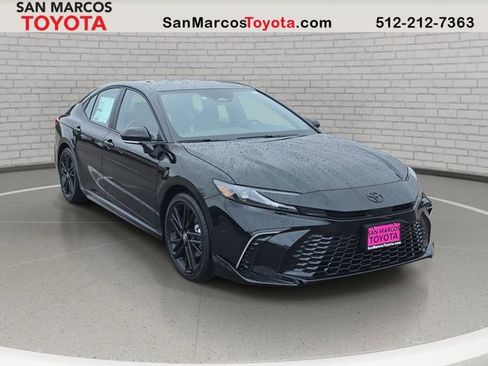 New 2026 Toyota Camry Hybrid image 3