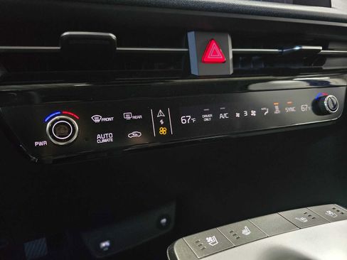 Used 2024 Kia EV6 Wind image 28