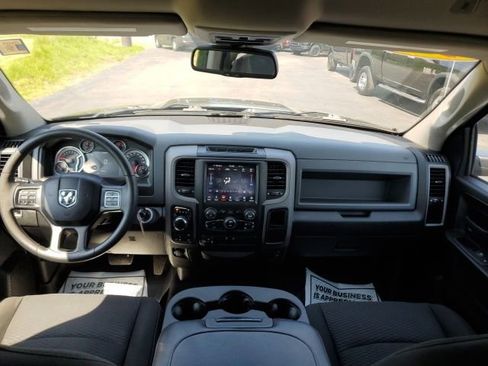 Used 2019 RAM 1500 Express w/ Express Value Package AWD/4WD image 16